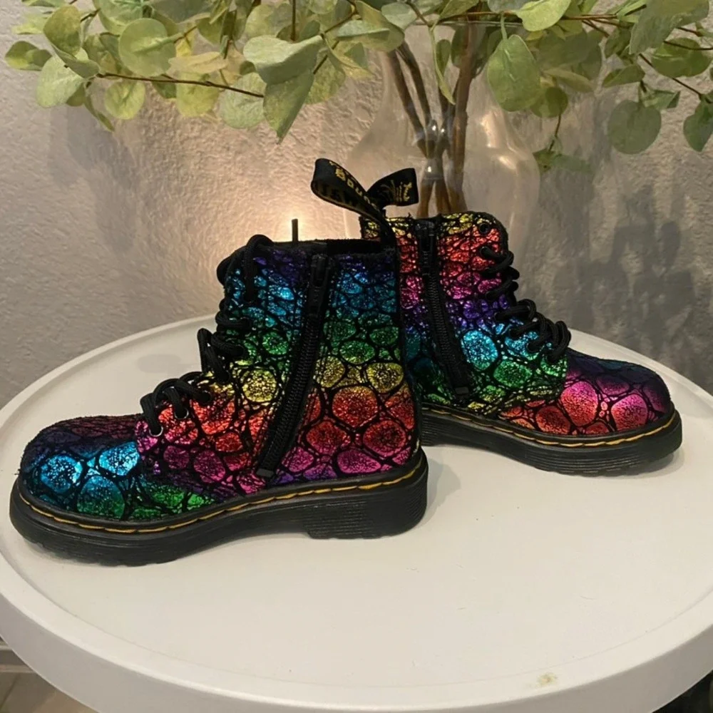 Dr. Martens 1460 Pascal Rainbow Iridescent Toddler Boots Glitter Girl 7 Like New